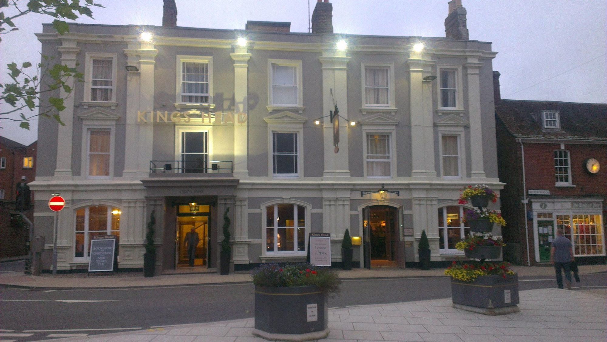 King'S Head Hotel By Greene King Inns Wimborne Minster Zewnętrze zdjęcie